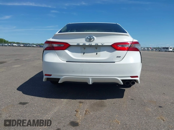 2018 Toyota Camry LE z VIN JTNB11HK2J3048094, wystawiony jako IAAI lot #42331953 z przebiegiem 239 000 mil mil oraz . Historia ofert i sprzedaży dostępna na DreamBid. Obrazek 15.