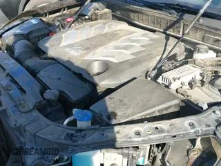 2015 Hyundai Equus Signature z VIN KMHGH4JHXFU095828, wystawiony jako IAAI lot #41577881 z przebiegiem 173 663 mil mil oraz . Historia ofert i sprzedaży dostępna na DreamBid. Obrazek 20.