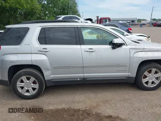 2015 GMC Terrain SLE z VIN 2GKFLWEK8F6272041, wystawiony jako IAAI lot #42308812 z przebiegiem 188 543 mil mil oraz . Historia ofert i sprzedaży dostępna na DreamBid. Obrazek 13.