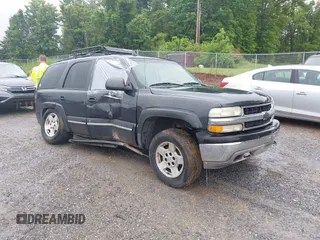 2004 Chevrolet Tahoe LT z VIN 1GNEK13T44J196897, wystawiony jako IAAI lot #42261534 z przebiegiem 370 809 mil mil oraz . Historia ofert i sprzedaży dostępna na DreamBid. Obrazek 1.