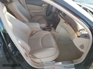 2006 Mercedes-Benz S-Class 5.0L with VIN WDBNG75J36A482914, listed as a IAAI auction lot 41826966 with 65,654 mi miles. Bid and sale history available at carsss.com. Image 5.