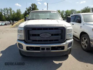 2014 Ford F-250 XL with VIN 1FTBF2B61EEB69314, listed as a Copart auction lot 57801965 with 165,016 mi miles and Salvage title. Bid and sale history available at DreamBid. Image 5.