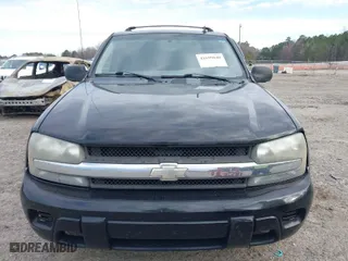 2007 Chevrolet TrailBlazer LT with VIN 1GNDS13S972144876, listed as a IAAI auction lot 41699840 with 224,926 mi miles. Bid and sale history available at carsss.com. Image 6.