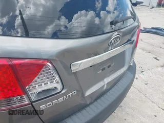 2013 Kia Sorento LX with VIN 5XYKT3A62DG322174, listed as a IAAI auction lot 42647736 with 92,389 mi miles and . Bid and sale history available at DreamBid. Image 12.