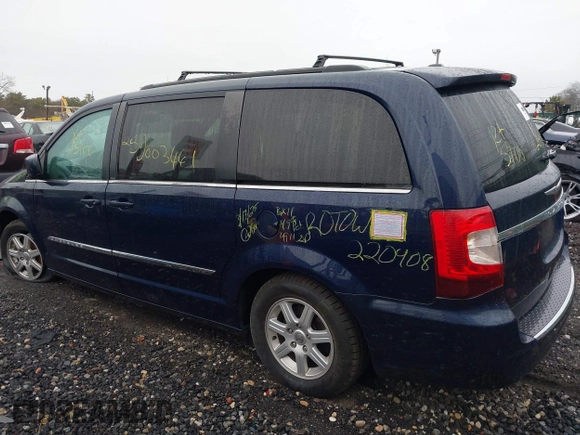 2012 Chrysler Town & Country Touring with VIN 2C4RC1BG4CR216670, listed as a IAAI auction lot 41950320 with 156,359 mi miles. Bid and sale history available at carsss.com. Image 3.