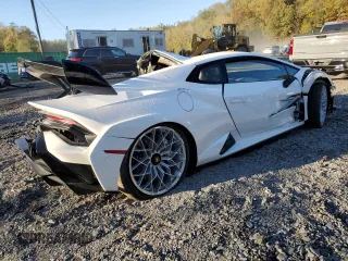 2022 Lamborghini Huracan z VIN ZHWUA6ZX5NLA19726, wystawiony jako Copart lot #75687334 z przebiegiem Nie podano mil oraz Nie do naprawy. Historia ofert i sprzedaży dostępna na DreamBid. Obrazek 3.