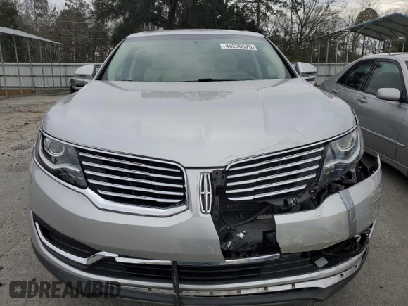 2017 Lincoln MKX Select with VIN 2LMPJ6KR5HBL19897, listed as a Copart auction lot 45290675 with 62,993 mi miles and Salvage Title. Bid and sale history available at carsss.com. Image 5.