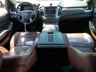 2019 Chevrolet Suburban Premier with VIN 1GNSKJKJ7KR339570, listed as a Copart auction lot 60350984 with 114,689 mi miles and Non Repairable. Bid and sale history available at DreamBid. Image 8.