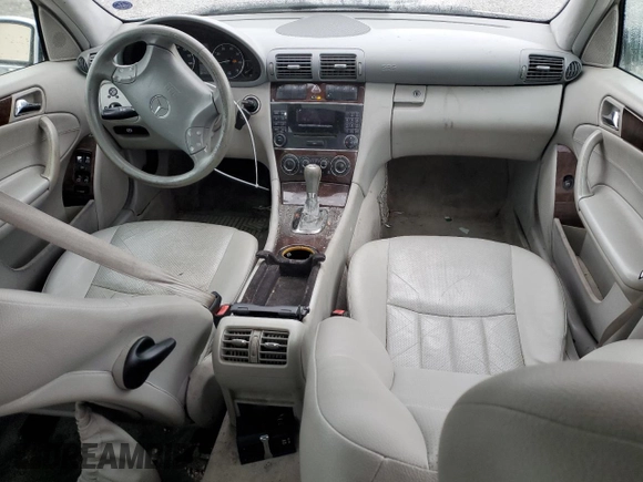 2005 Mercedes-Benz C 240 with VIN WDBRF61J85F614572, listed as a Copart auction lot 43930275 with 147,548 mi miles and Clean Title. Bid and sale history available at DreamBid. Image 8.