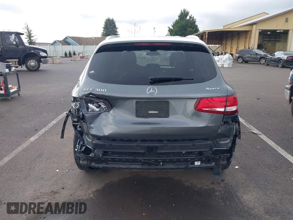 2019 Mercedes-Benz GLC with VIN WDC0G4KB5KF617793, listed as a IAAI auction lot 41916787 with 34,821 mi miles. Bid and sale history available at carsss.com. Image 17.