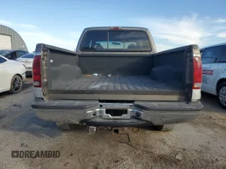 2001 Ford Super Duty F-250 XL with VIN 1FTNW21S11EB85907, listed as a Copart auction lot 82637054 with 159,489 mi miles and Salvage Title. Bid and sale history available at carsss.com. Image 6.