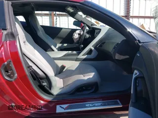 2018 Chevrolet Corvette 2LT z VIN 1G1YC2D76J5105586, wystawiony jako IAAI lot #41869092 z przebiegiem 76 356 mil mil oraz . Historia ofert i sprzedaży dostępna na DreamBid. Obrazek 5.