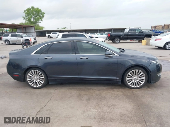 2014 Lincoln MKZ z VIN 3LN6L2G98ER830388, wystawiony jako IAAI lot #42104116 z przebiegiem 108 219 mil mil oraz . Historia ofert i sprzedaży dostępna na DreamBid. Obrazek 14.