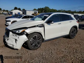 2022 Infiniti QX50 LUXE with VIN 3PCAJ5BB3NF107145, listed as a Copart auction lot 70091034 with 35,513 mi miles and Salvage Title. Bid and sale history available at carsss.com. Image 1.