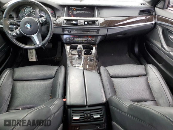 2015 BMW 5 Series 550i xDrive с VIN WBAKP9C54FD980038, выставлен на аукционе Copart как лот 56051025 с пробегом 83 889 миль миль и Списание • Salvage title. История ставок и продаж доступна на DreamBid. Изображение 8.