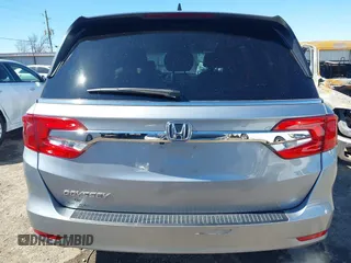 2018 Honda Odyssey EX-L with VIN 5FNRL6H71JB077112, listed as a IAAI auction lot 41721523 with 70,893 mi miles. Bid and sale history available at carsss.com. Image 16.