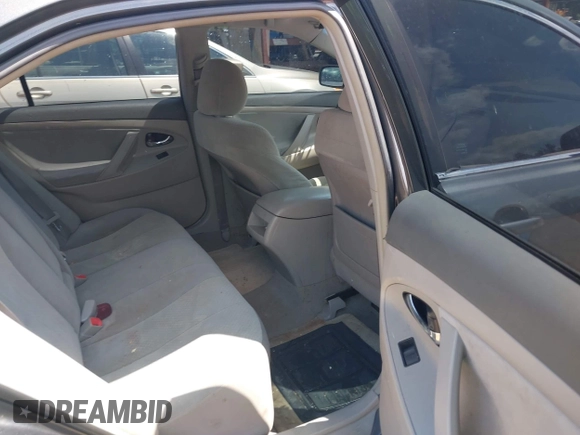 2009 Toyota Camry with VIN 4T1BE46K19U822477, listed as a IAAI auction lot 42052700 with 218,509 mi miles. Bid and sale history available at carsss.com. Image 8.