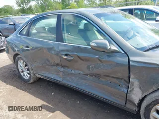 2008 Hyundai Azera Limited with VIN KMHFC46FX8A263425, listed as a IAAI auction lot 42254129 with 58,480 mi miles and . Bid and sale history available at DreamBid. Image 13.