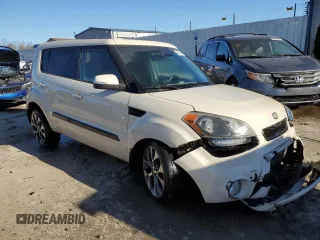 2013 Kia Soul + z VIN KNDJT2A65D7501232, wystawiony jako Copart lot #42300485 z przebiegiem 148 800 mil mil oraz Szkoda całkowita • Salvage title. Historia ofert i sprzedaży dostępna na DreamBid. Obrazek 4.