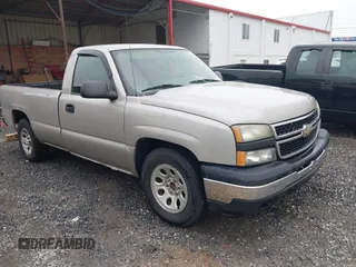 2006 Chevrolet Silverado 1500 Work Truck with VIN 1GCEC14X56Z105275, listed as a IAAI auction lot 41413890 with 192,529 mi miles. Bid and sale history available at carsss.com. Image 1.