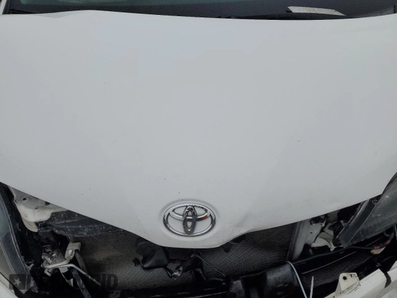 2011 Toyota Sienna SE with VIN 5TDXK3DC9BS075469, listed as a Copart auction lot 44900265 with 164,214 mi miles and Salvage Title. Bid and sale history available at carsss.com. Image 13.