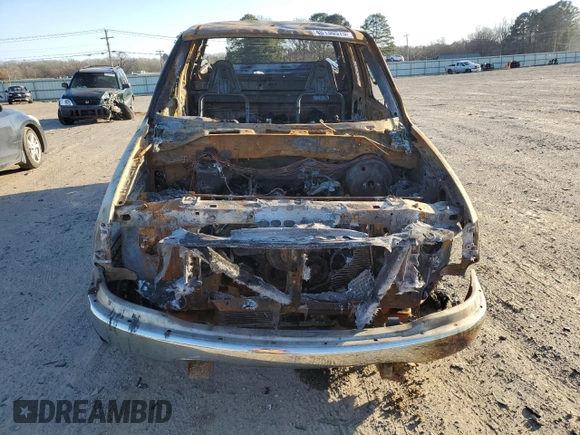 2000 Ford F-150 XL with VIN 1FTRX17L6YNB61928, listed as a Copart auction lot 43136575 with 0 mi miles and Non Repairable. Bid and sale history available at carsss.com. Image 5.