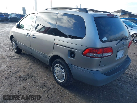 2003 Toyota Sienna CE with VIN 4T3ZF19C33U553315, listed as a IAAI auction lot 41212999 with 274,331 mi miles. Bid and sale history available at carsss.com. Image 3.