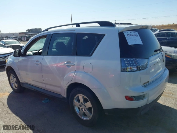 2009 Mitsubishi Outlander ES with VIN JA4LS21W49Z015920, listed as a IAAI auction lot 41845969 with 291,723 mi miles. Bid and sale history available at carsss.com. Image 14.