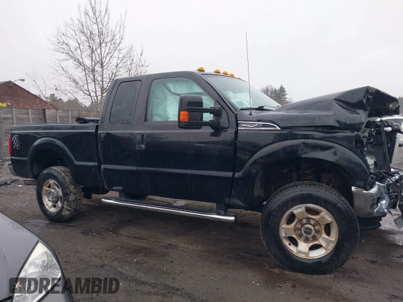2016 Ford Super Duty F-250 SRW XLT with VIN 1FT7X2B69GEA07677, listed as a IAAI auction lot 41776279 with 72,148 mi miles. Bid and sale history available at carsss.com. Image 13.