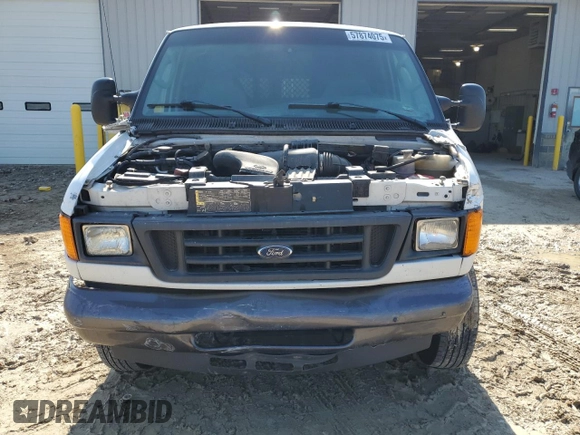 2007 Ford Econoline Cargo Commercial z VIN 1FTNE14W37DA69134, wystawiony jako Copart lot #57874075 z przebiegiem 192 378 mil mil oraz Szkoda całkowita • Salvage title. Historia ofert i sprzedaży dostępna na DreamBid. Obrazek 5.