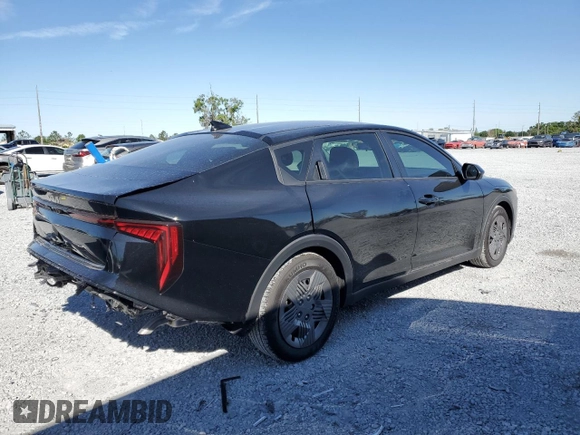 2025 Kia K4 LXS with VIN 3KPFT4DE2SE040332, listed as a Copart auction lot 49078615 with 8,977 mi miles and Salvage Title. Bid and sale history available at carsss.com. Image 3.