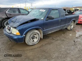 2002 GMC Sonoma SL Fleet z VIN 1GTCS19W628106655, wystawiony jako Copart lot #52509835 z przebiegiem 149 172 mil mil oraz Szkody całkowita. Historia ofert i sprzedaży dostępna na DreamBid. Obrazek 1.