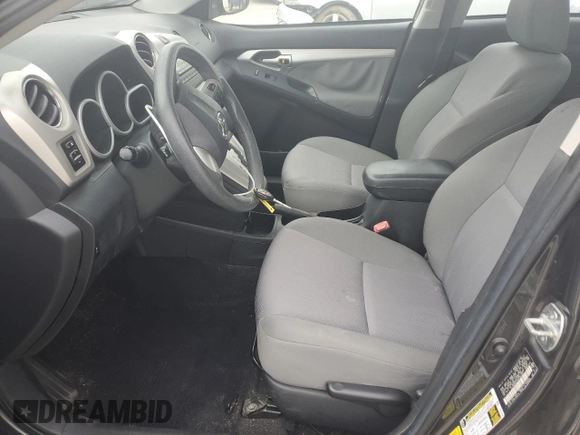 2011 Toyota Matrix z VIN 2T1KU4EE1BC738469, wystawiony jako Copart lot #53145335 z przebiegiem 69 787 mil mil oraz Szkoda całkowita • Salvage title. Historia ofert i sprzedaży dostępna na DreamBid. Obrazek 7.