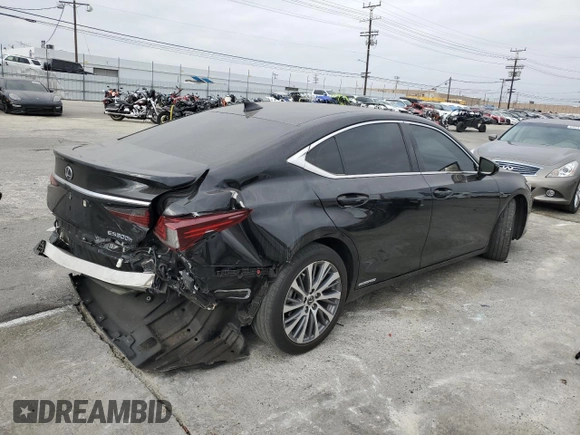 2021 Lexus ES 300h z VIN 58ADA1C12MU001405, wystawiony jako Copart lot #42823495 z przebiegiem 62 108 mil mil oraz Szkoda całkowita • Salvage title. Historia ofert i sprzedaży dostępna na DreamBid. Obrazek 3.