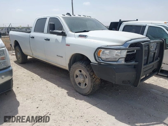 2022 Ram 2500 Tradesman with VIN 3C6UR5HJ1NG337904, listed as a IAAI auction lot 41930359 with 117,526 mi miles and . Bid and sale history available at DreamBid. Image 1.