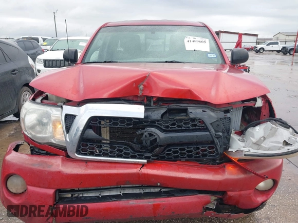 2011 Toyota Tacoma with VIN 5TFUU4EN8BX005572, listed as a IAAI auction lot 41460605 with 175,032 mi miles. Bid and sale history available at carsss.com. Image 12.