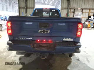 2018 Chevrolet Silverado 3500HD High Country with VIN 1GC4K1EY0JF224318, listed as a Copart auction lot 80881404 with 95,726 mi miles and Salvage Title. Bid and sale history available at carsss.com. Image 6.