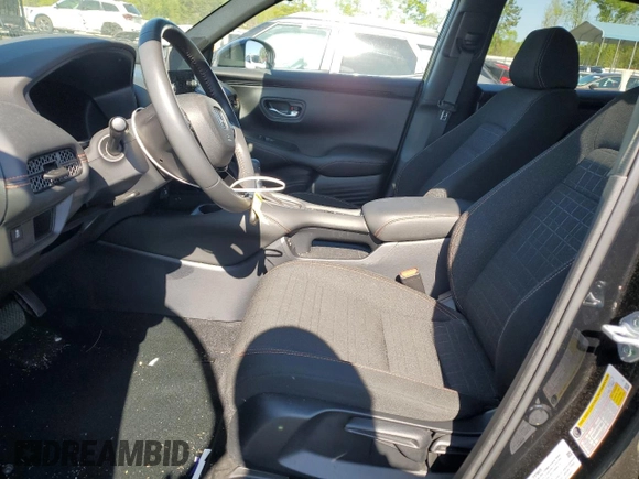 2024 Honda HR-V Sport z VIN 3CZRZ1H5XRM732739, wystawiony jako Copart lot #52037745 z przebiegiem 26 205 mil mil oraz Szkoda całkowita • Salvage title. Historia ofert i sprzedaży dostępna na DreamBid. Obrazek 7.
