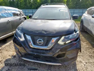 2017 Nissan Rogue SV z VIN JN8AT2MT8HW380522, wystawiony jako Copart lot #53246735 z przebiegiem 71 495 mil mil oraz Szkoda całkowita • Salvage title. Historia ofert i sprzedaży dostępna na DreamBid. Obrazek 5.