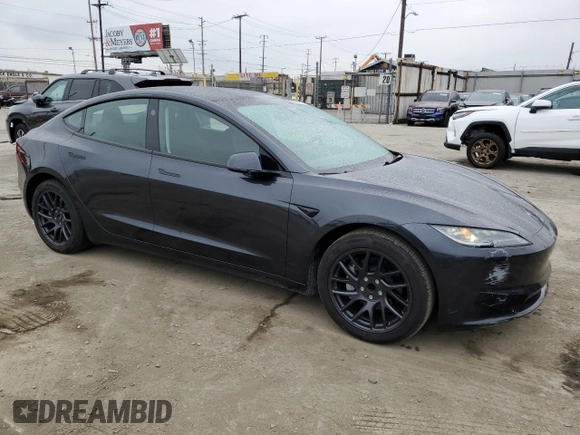 2024 Tesla Model 3 z VIN 5YJ3E1EA8RF744353, wystawiony jako Copart lot #50660175 z przebiegiem 2424 mil mil oraz Szkody całkowita. Historia ofert i sprzedaży dostępna na DreamBid. Obrazek 4.