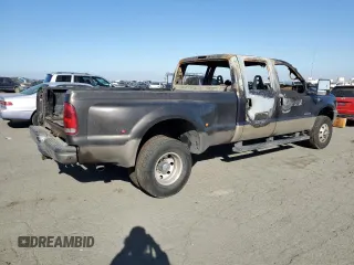 2000 Ford F-350 XL z VIN 1FTWW33F3YED40123, wystawiony jako Copart lot #79572484 z przebiegiem Nie podano mil oraz Nie do naprawy • Non repairable. Historia ofert i sprzedaży dostępna na DreamBid. Obrazek 3.