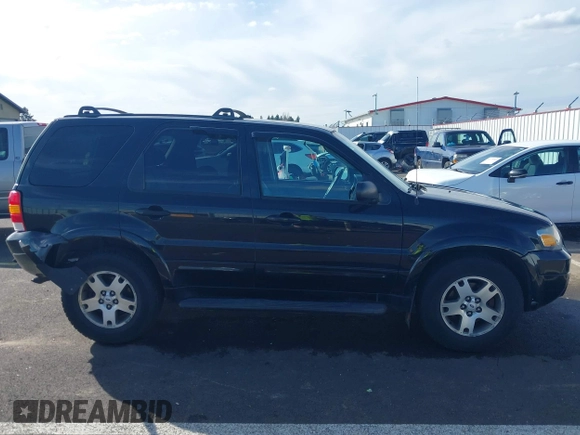 2005 Ford Escape Limited с VIN 1FMYU94125KA49934, выставлен на аукционе IAAI как лот 41735243 с пробегом 118 041 миль миль и . История ставок и продаж доступна на DreamBid. Изображение 13.
