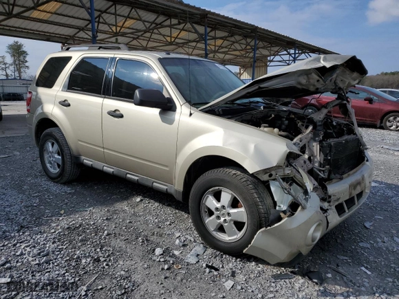 2010 Ford Escape XLT with VIN 1FMCU0D7XAKC75918, listed as a Copart auction lot 44790205 with 152,643 mi miles and Salvage Title. Bid and sale history available at carsss.com. Image 4.