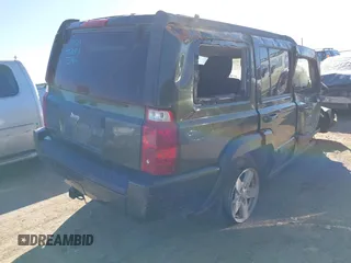 2008 Jeep Commander Sport with VIN 1J8HH48K88C230817, listed as a IAAI auction lot 41263817 with 131,178 mi miles and . Bid and sale history available at DreamBid. Image 4.