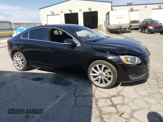 2018 Volvo S60 Inscription with VIN LYV402HK7JB177751, listed as a Copart auction lot 58638013 with 75,587 mi miles. Bid and sale history available at carsss.com. Image 4.