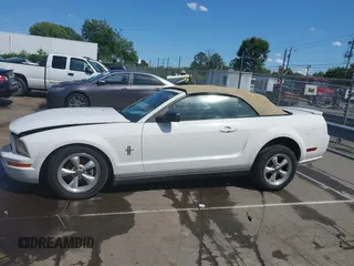 2007 Ford Mustang Deluxe с VIN 1ZVFT84N275365683, выставлен на аукционе IAAI как лот 42335893 с пробегом 141 892 миль миль и . История ставок и продаж доступна на DreamBid. Изображение 14.