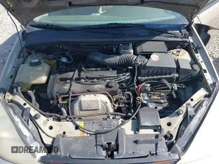 2000 Ford Focus SE with VIN 1FAFP3434YW401903, listed as a IAAI auction lot 42104706 with 201,826 mi miles and . Bid and sale history available at DreamBid. Image 10.