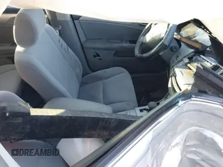 2005 Toyota Avalon XL z VIN 4T1BK36B75U058972, wystawiony jako IAAI lot #41401301 z przebiegiem 155 490 mil mil oraz . Historia ofert i sprzedaży dostępna na DreamBid. Obrazek 5.