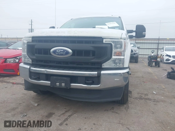 2020 Ford F-250 XL z VIN 1FT7W2B66LEE74858, wystawiony jako IAAI lot #41453320 z przebiegiem 152 935 mil mil oraz . Historia ofert i sprzedaży dostępna na DreamBid. Obrazek 6.