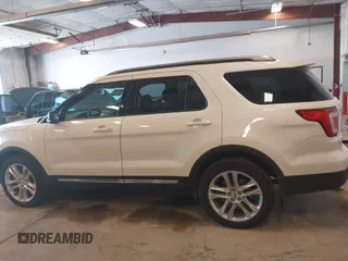 2017 Ford Explorer XLT with VIN 1FM5K8D88HGE06959, listed as a IAAI auction lot 42269672 with 87,372 mi miles and . Bid and sale history available at DreamBid. Image 14.